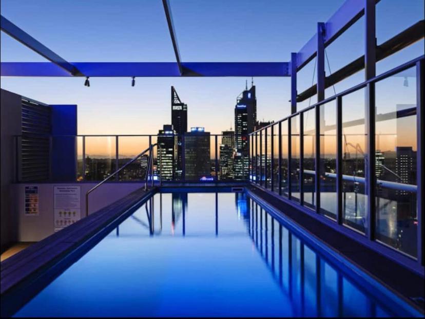 In The City Perth 1B1B Pool And Nice View Extérieur photo