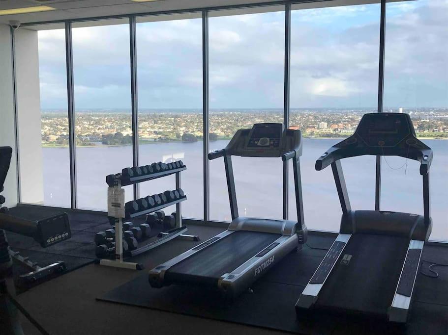 In The City Perth 1B1B Pool And Nice View Extérieur photo