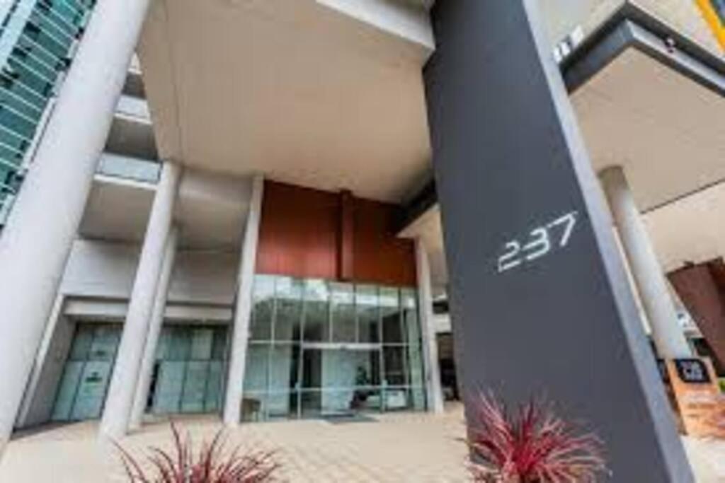 In The City Perth 1B1B Pool And Nice View Extérieur photo